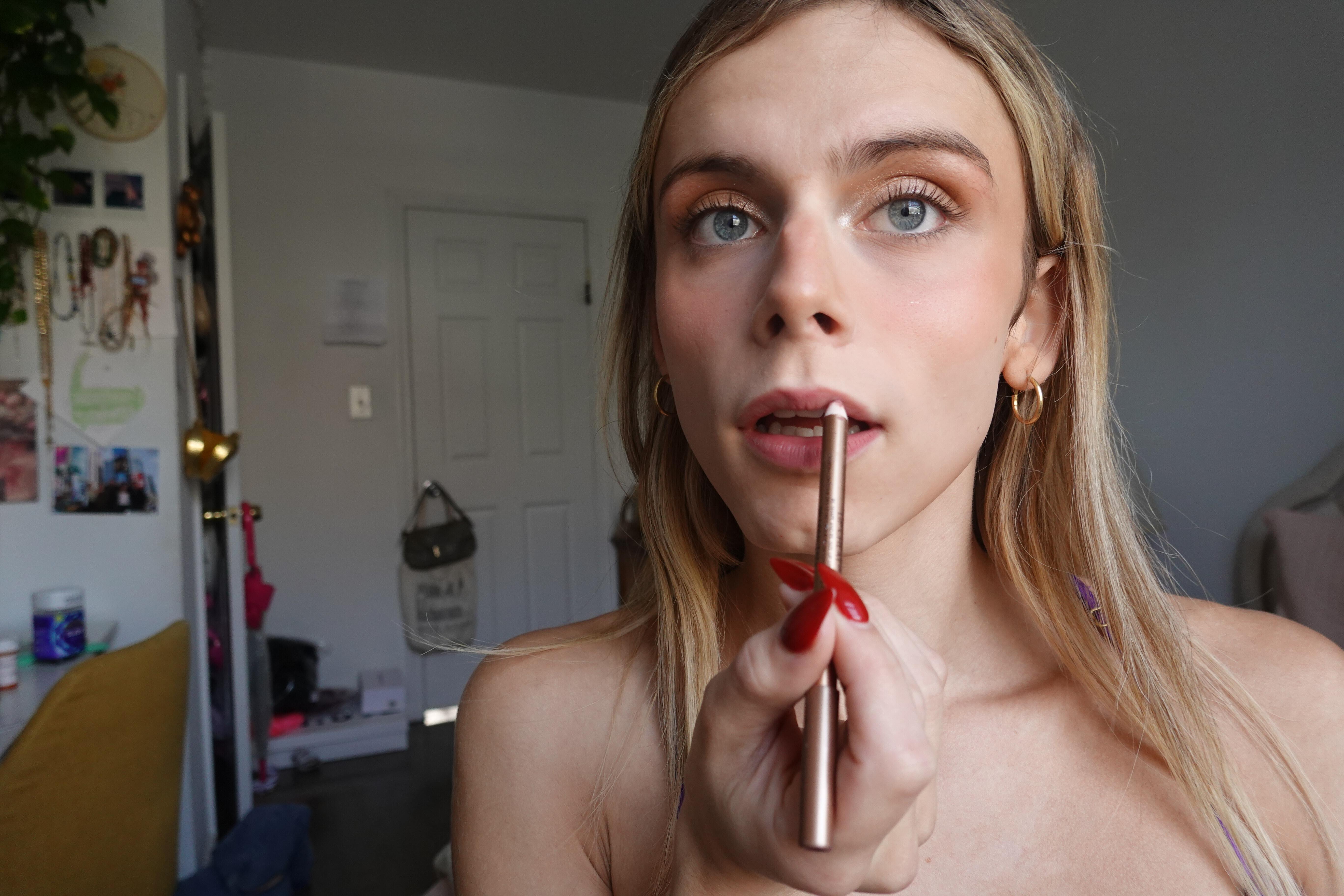 trans girl wearing lip liner